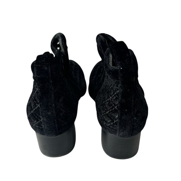 Jeffrey Campbell Taggart Velvet Booties Black Size 6.5 - Picture 5 of 6